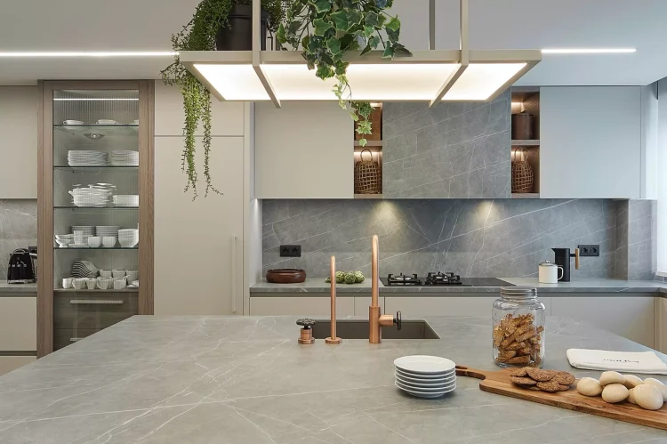 Neolith Kitchen and Island tops slough