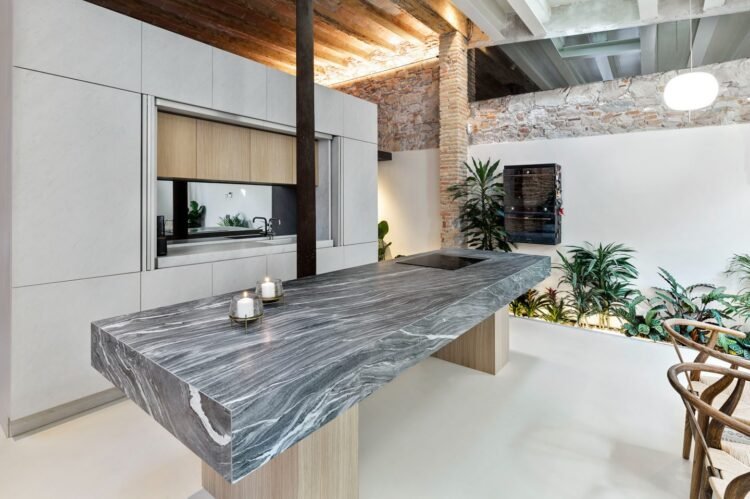 Neolith Westminster
