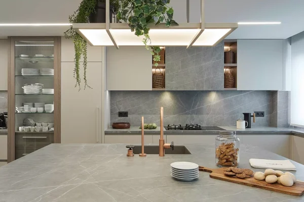 Neolith Kitchen and Island tops slough